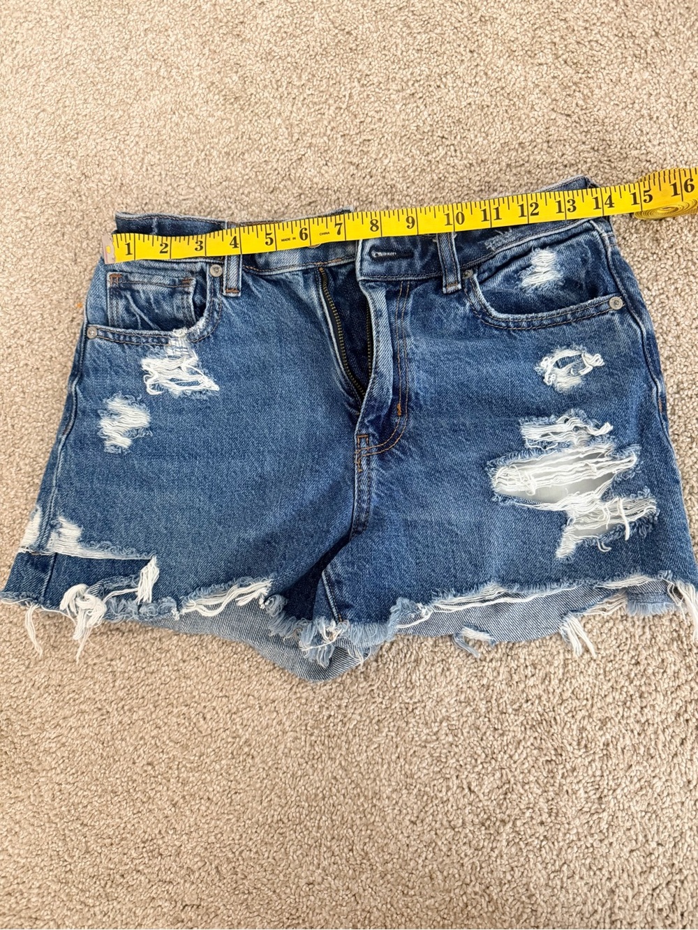 American Eagle Distressed Blue Denim Women’s Shorts